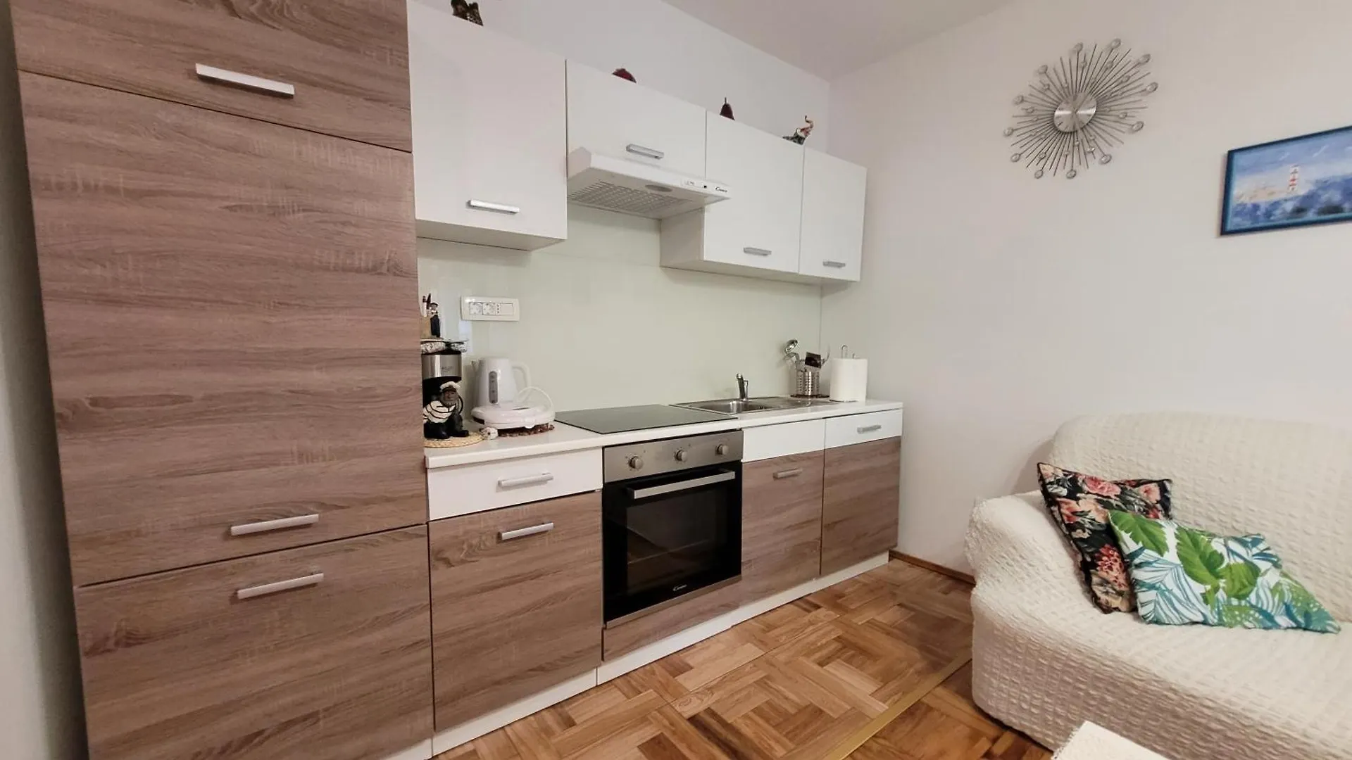 Apartment Apartman Antica Njivice Croatia